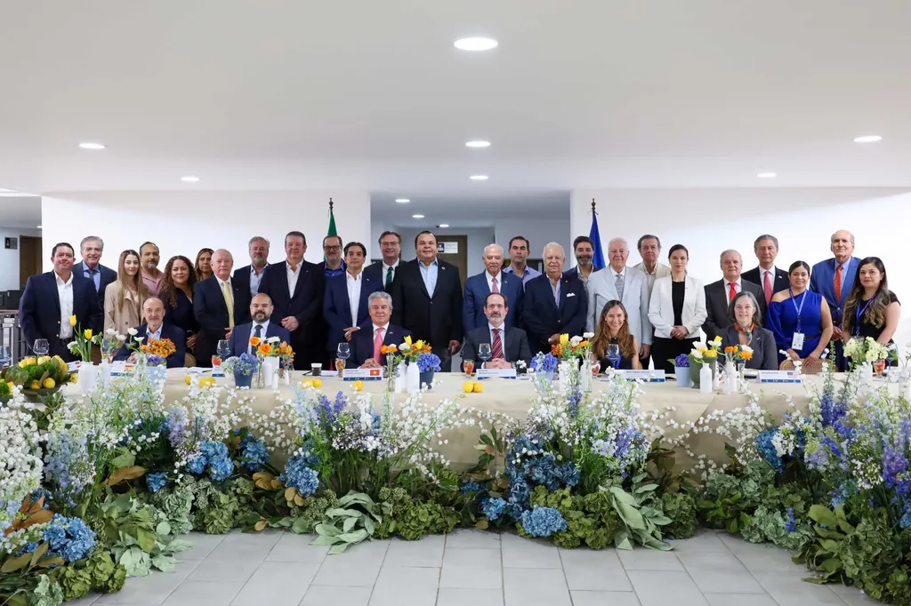 Se reúnen autoridades laborales de Jalisco con Cuerpo Consular acreditado en la entidad